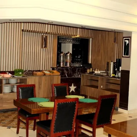 Otel Anibal 2*